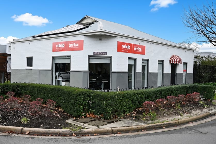 Click to view all images 602 Olive Street Albury NSW 2640 - Image 1