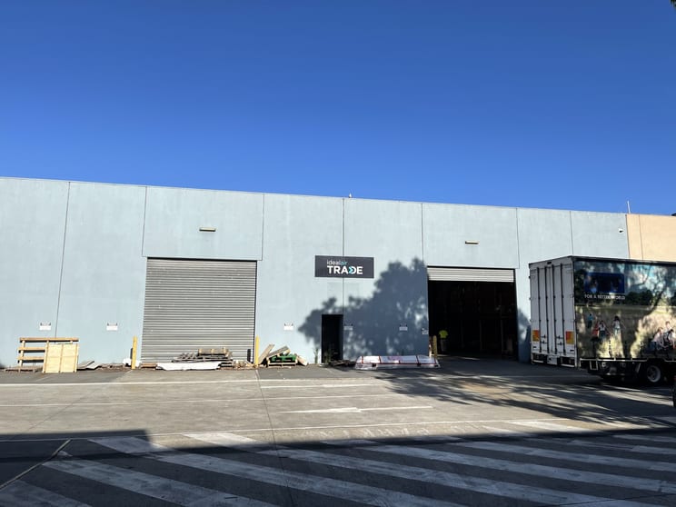 Click to view all images 79 Moreland St Footscray VIC 3011 - Image 3