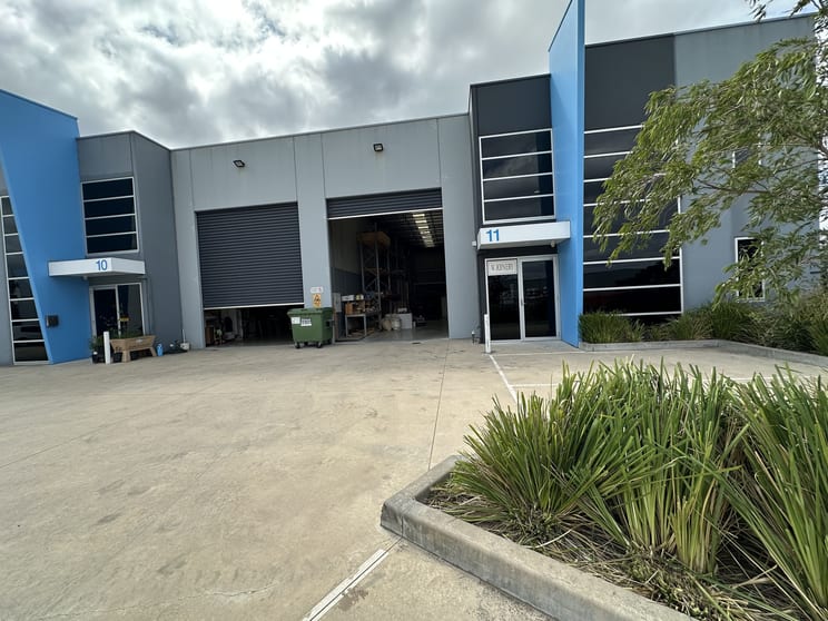 Click to view all images 11/112 Colemans Road Carrum Downs VIC 3201 - Image 2