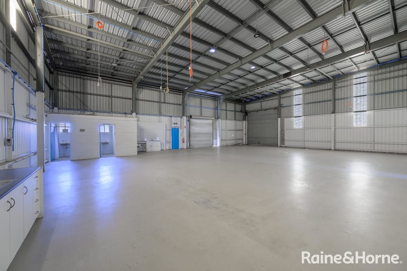 71 Lord Street Gladstone QLD 4680 - Image 3