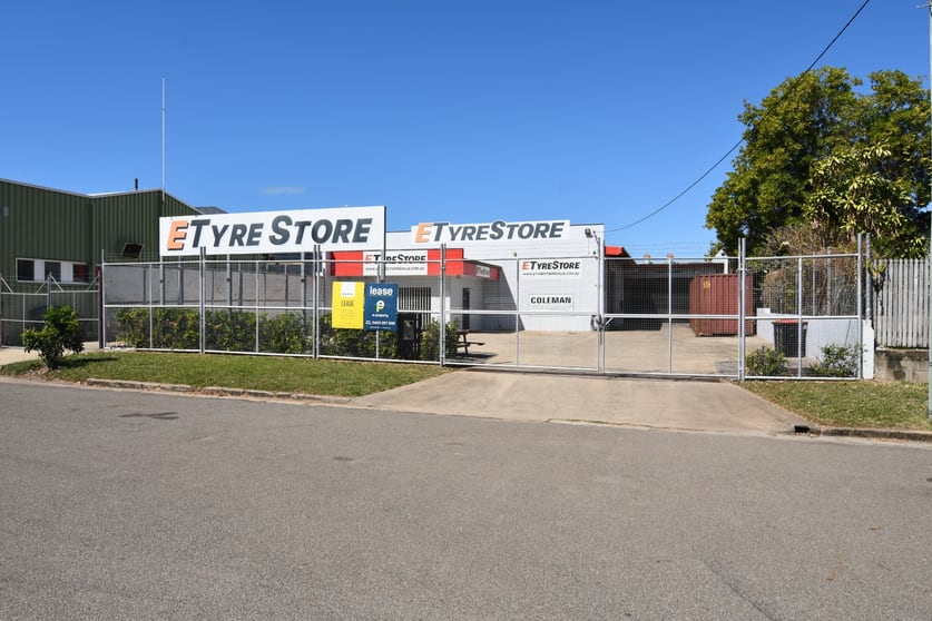 36 Macrossan Street South Townsville QLD 4810 - Image 2