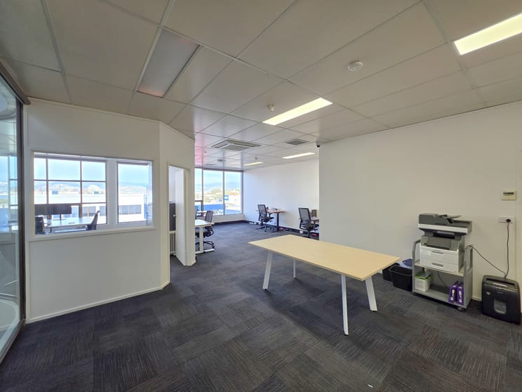 Click to view all images Level 2 Suite 1/8 Bayfield Street Rosny Park TAS 7018 - Image 2
