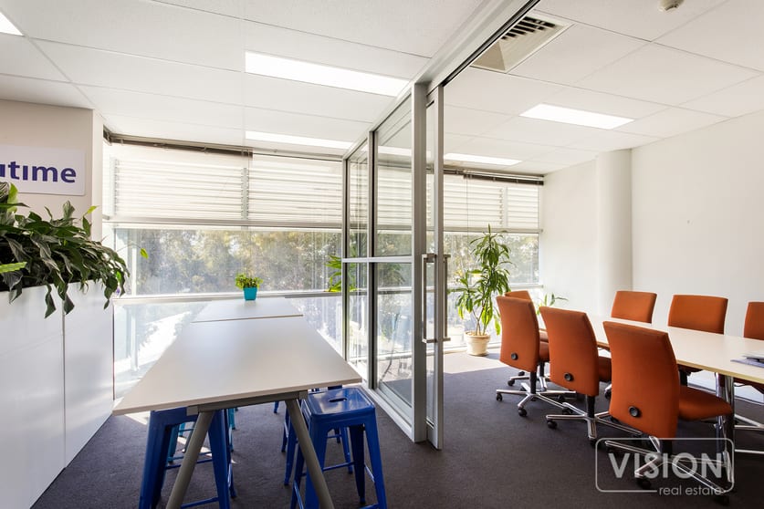 Click to view all images 63/574 Plummer Street Port Melbourne VIC 3207 - Image 2
