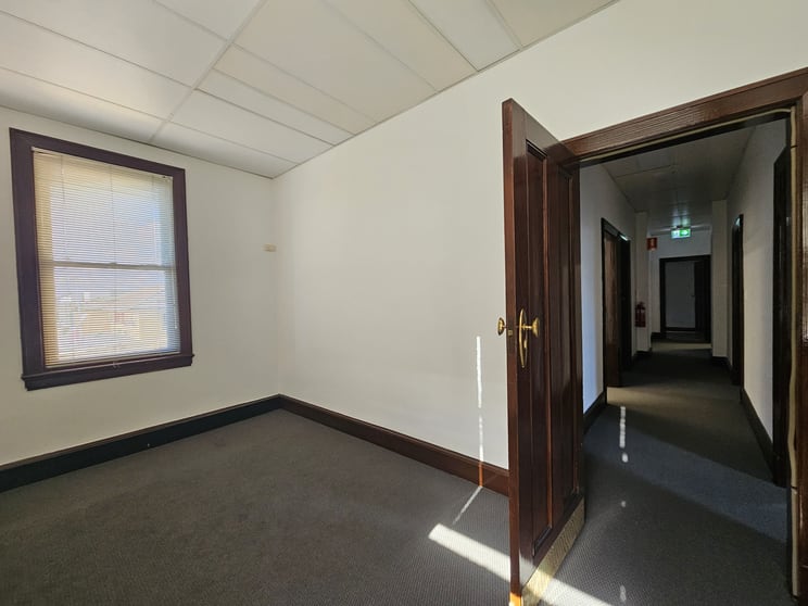 Click to view all images Level 1/14 William Street Raymond Terrace NSW 2324 - Image 3