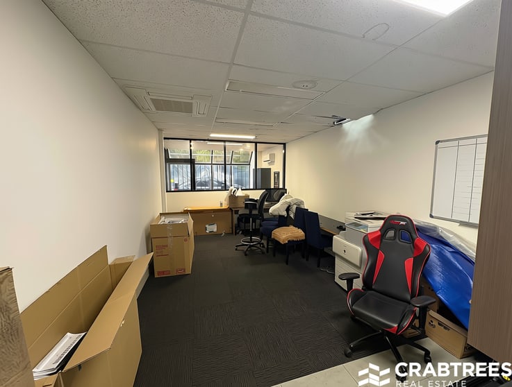 Click to view all images 24 Clifford Street Huntingdale VIC 3166 - Image 3