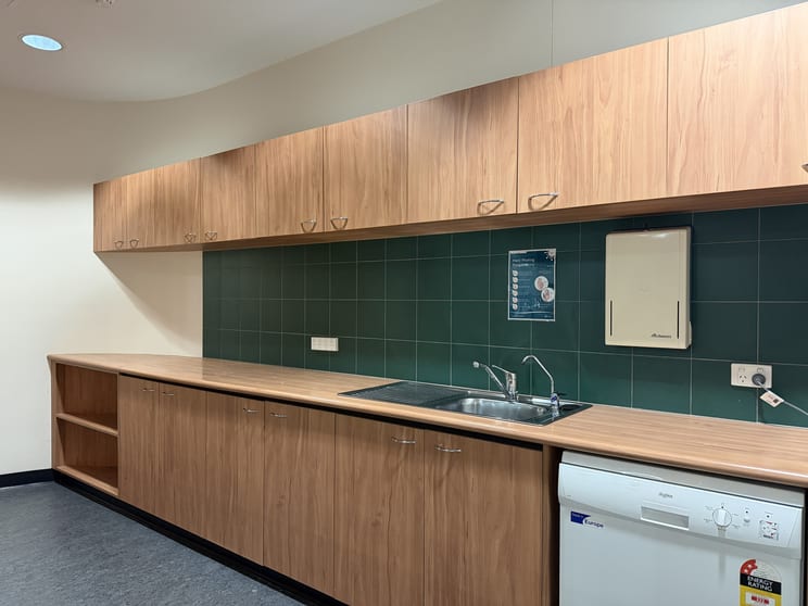 Click to view all images Level 1 Suite 1/182-192 Cimitiere Street Launceston TAS 7250 - Image 3