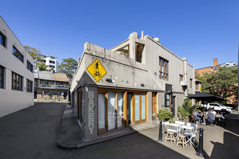 Click to view all images 4/2 Farnell Street Surry Hills NSW 2010 - Image 2