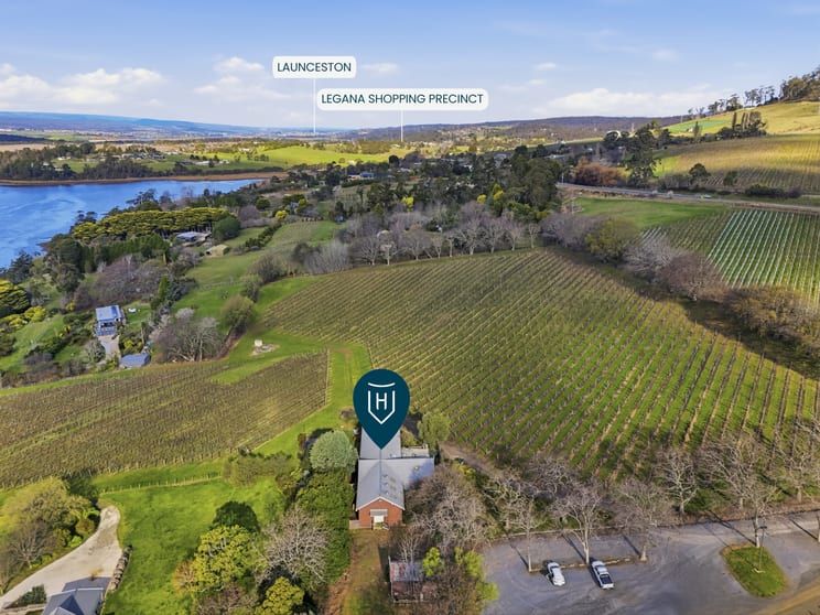 Click to view all images 95 Rosevears Drive Rosevears TAS 7277 - Image 2