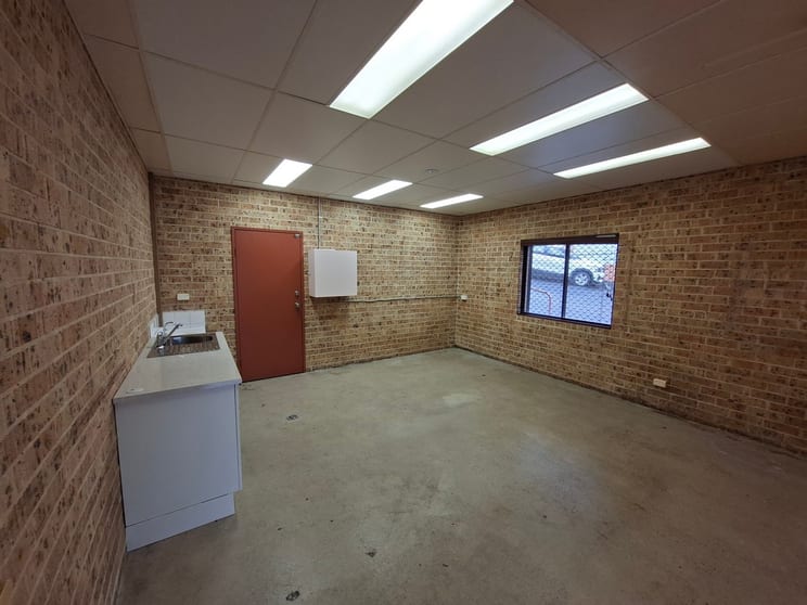Click to view all images Shop 6/197 Kerry Street Sanctuary Point NSW 2540 - Image 3