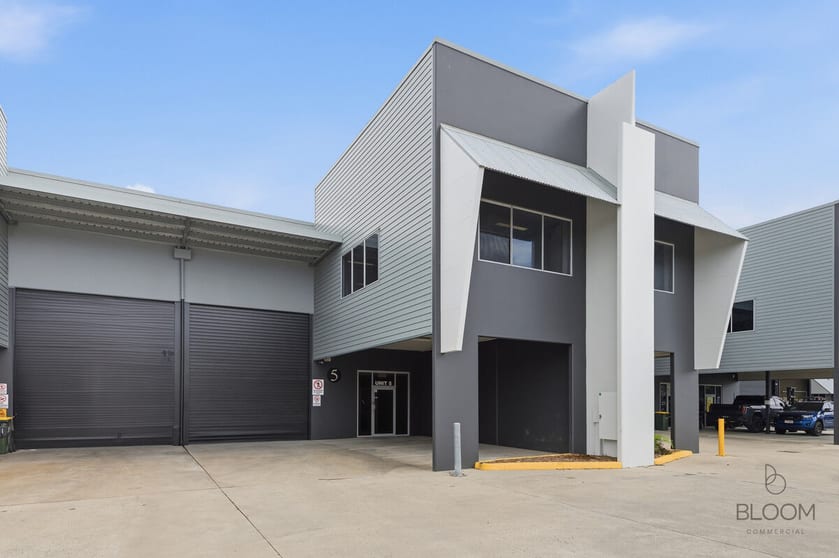 Click to view all images 5/2-8 Kabi Circuit Deception Bay QLD 4508 - Image 3