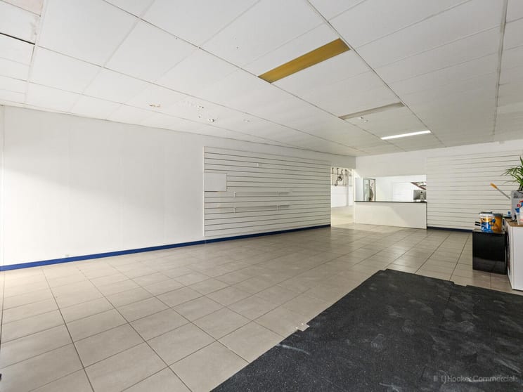 Click to view all images 14 Laurel Street Toowoomba City QLD 4350 - Image 3