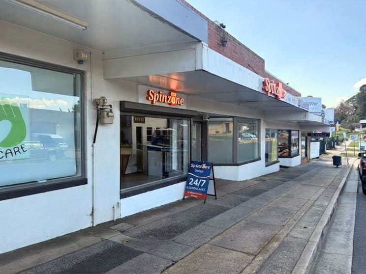 Click to view all images 99 Glenroi Ave Orange NSW 2800 - Image 1