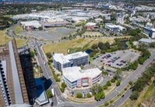 Click to view all images 4/2 Waterfront Place Robina QLD 4226 - Image 2