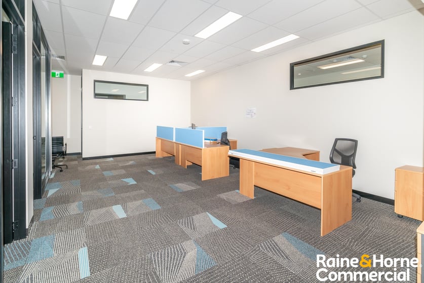 Click to view all images 63B Baylis Street Wagga Wagga NSW 2650 - Image 3