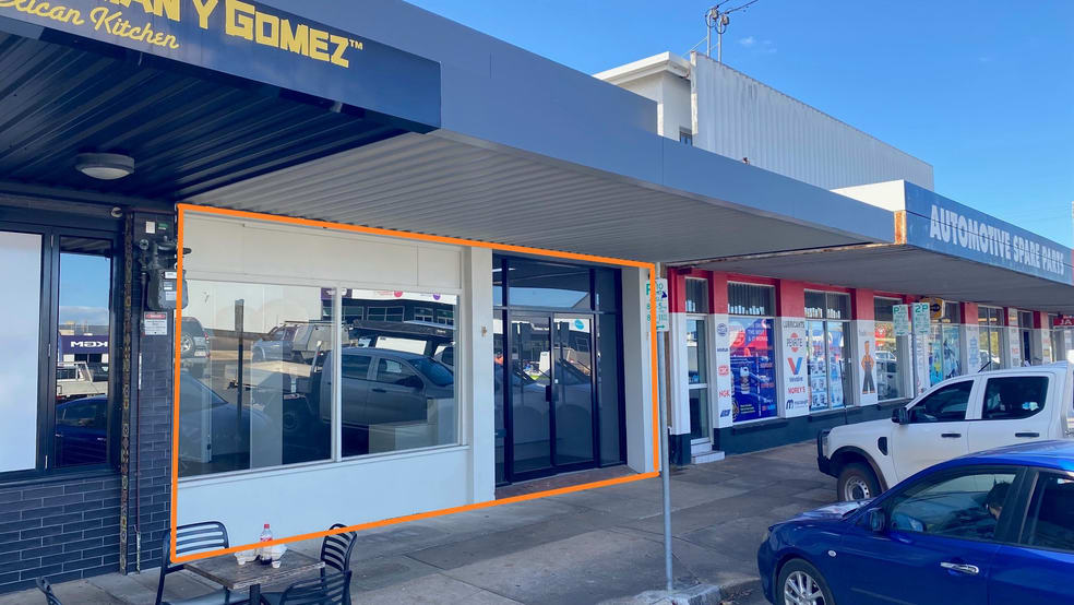 Click to view all images 2/7 Bourbong Street Bundaberg Central QLD 4670 - Image 1