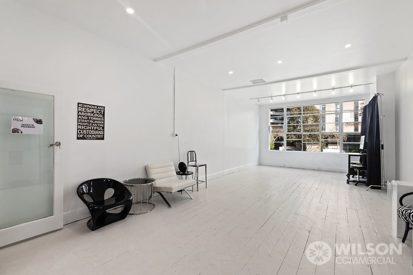 Click to view all images 104 St Kilda Road St Kilda VIC 3182 - Image 3