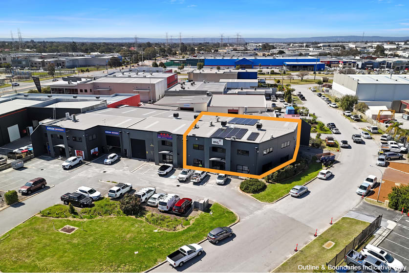 Click to view all images 3/1 Holder Way Malaga WA 6090 - Image 2