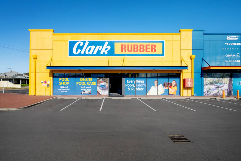 Click to view all images Unit 1/146 Blair Street Bunbury WA 6230 - Image 1