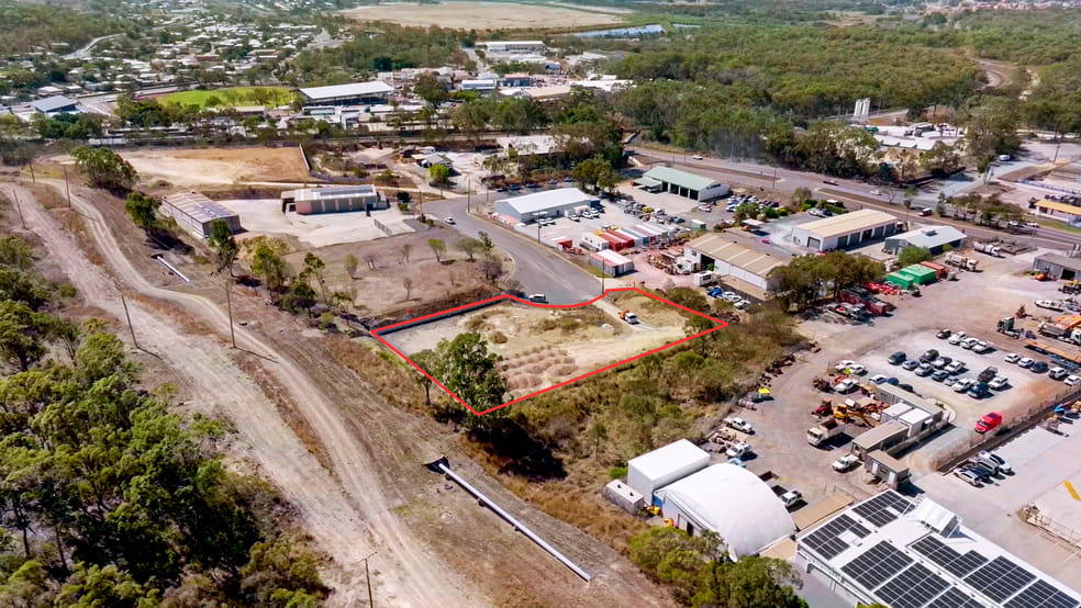 10 Anson Close Toolooa QLD 4680 - Image 3