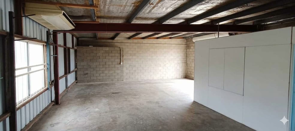 Click to view all images 1/4 Chapple Lane Gympie QLD 4570 - Image 2