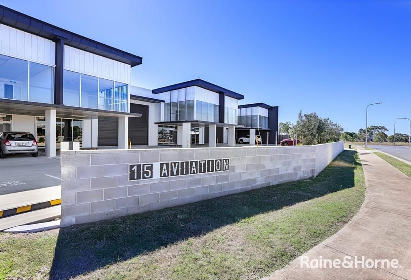 3/15 Aviation Cres Kensington QLD 4670 - Image 3
