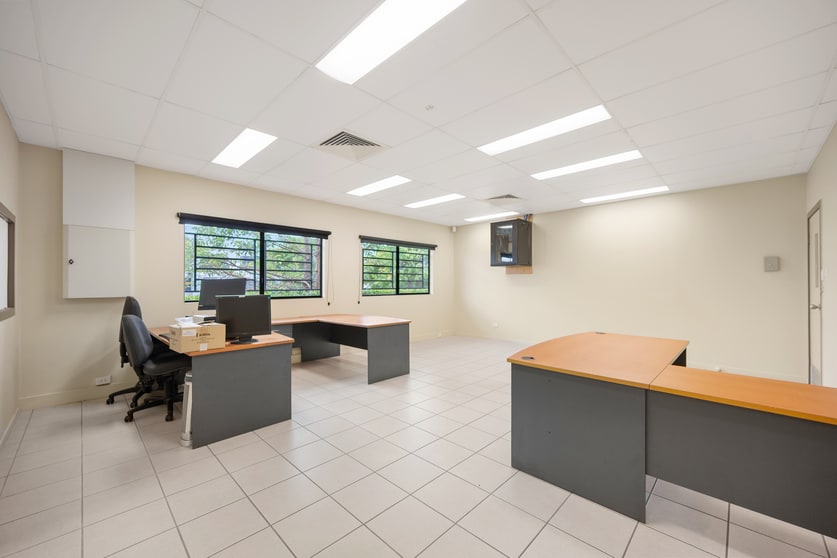 Unit 1/13-19 Civil Road Garbutt QLD 4814 - Image 2