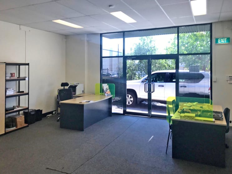 Click to view all images 1/39 Inspiration Drive Wangara WA 6065 - Image 2