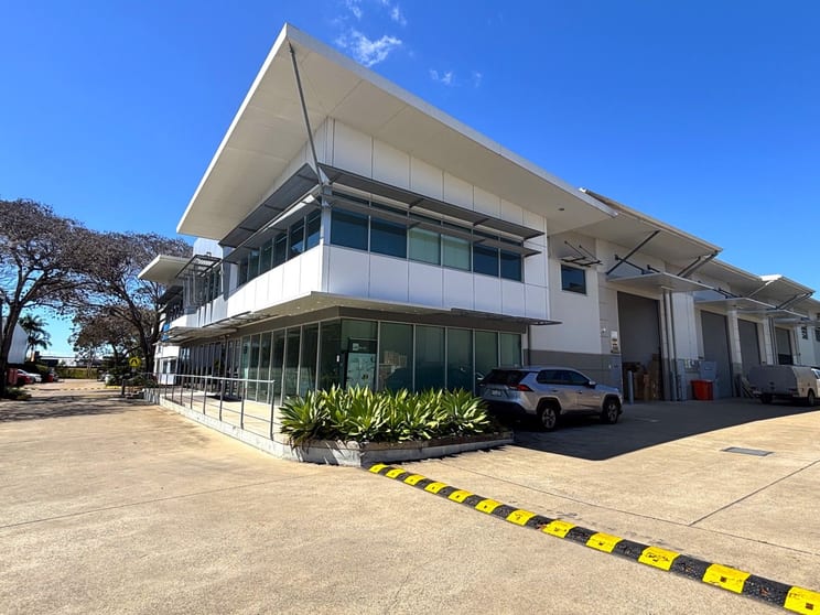 Click to view all images 7A/441 Nudgee Road Hendra QLD 4011 - Image 1