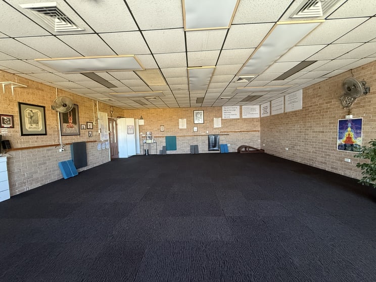 Click to view all images Suite 4/220 The Entrance Road Erina NSW 2250 - Image 2