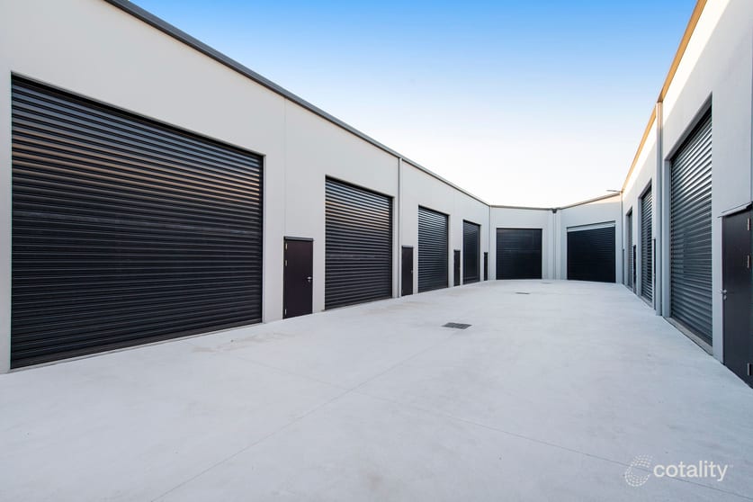 Click to view all images 7/6 Hurrell Way Rockingham WA 6168 - Image 2