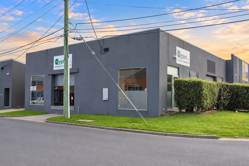Click to view all images 19 Hamlet Street Cheltenham VIC 3192 - Image 1