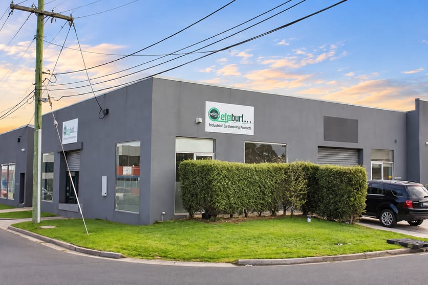 Click to view all images 19 Hamlet Street Cheltenham VIC 3192 - Image 2
