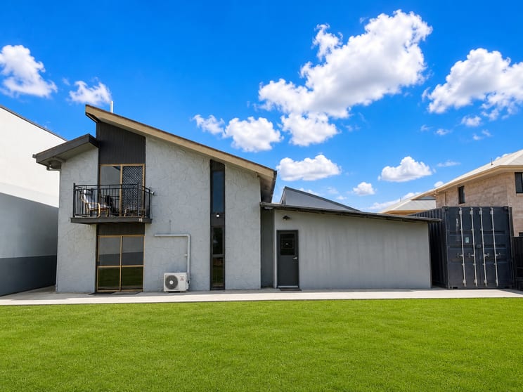 Click to view all images 69 Hillyard Street Pialba QLD 4655 - Image 1