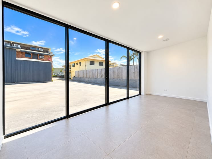 Click to view all images 69 Hillyard Street Pialba QLD 4655 - Image 3