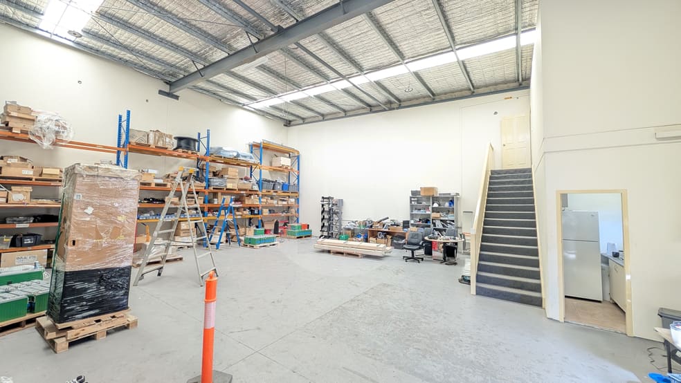 Click to view all images 5/19 BODEN ROAD Seven Hills NSW 2147 - Image 2