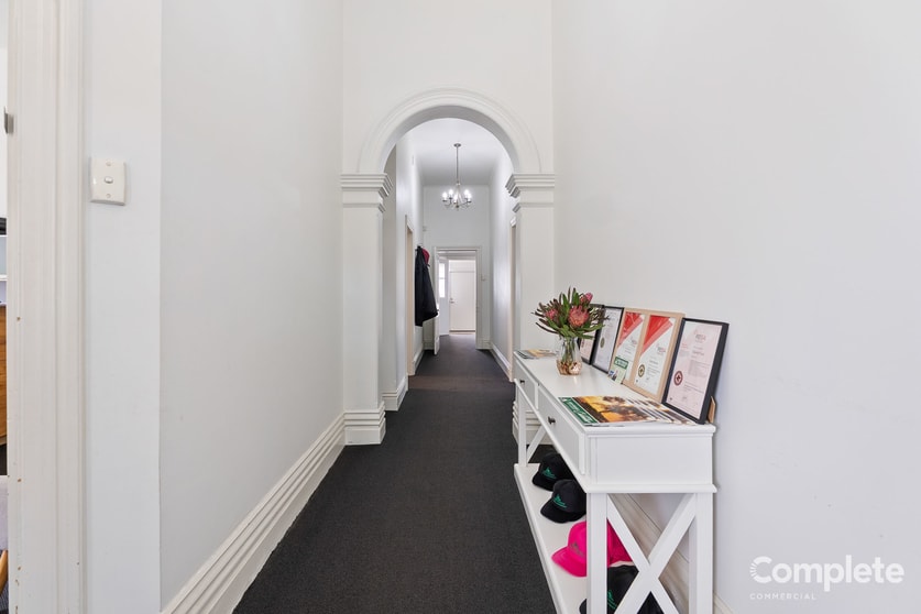 Click to view all images 50 James Street Mount Gambier SA 5290 - Image 3