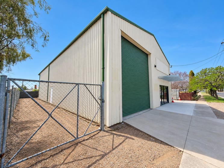 48 Railway Avenue Gunnedah NSW 2380 - Image 3