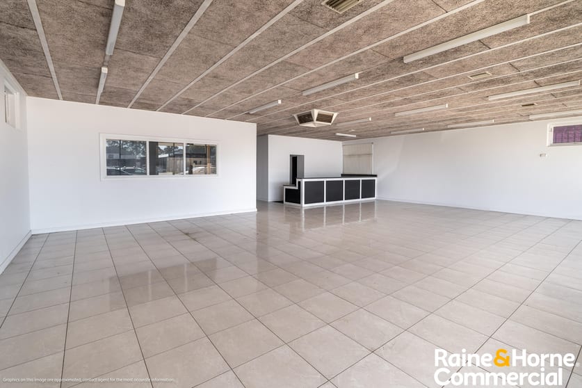 Click to view all images 346 Edward Street Wagga Wagga NSW 2650 - Image 2