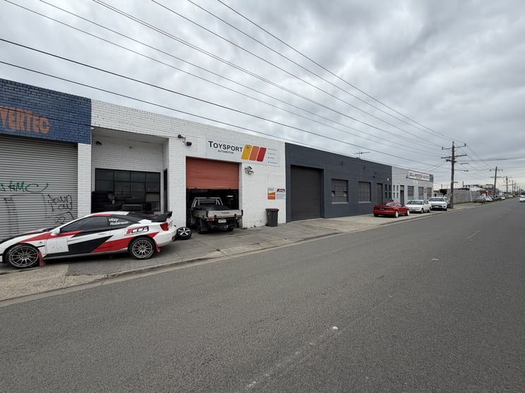 58 Carinish Road Oakleigh South VIC 3167 - Image 3