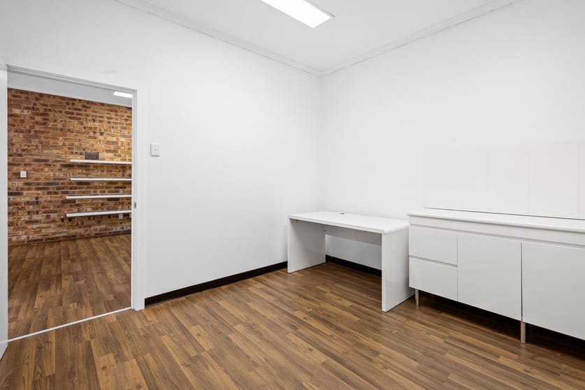 Click to view all images 1/89 Darby Street Cooks Hill NSW 2300 - Image 3