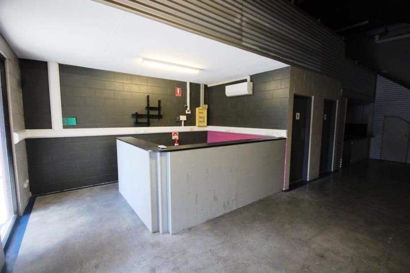 2/138 George Street Rockhampton City QLD 4700 - Image 2