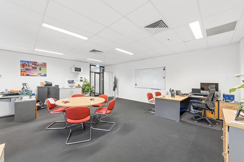Click to view all images 510/12-14 Claremont Street South Yarra VIC 3141 - Image 3