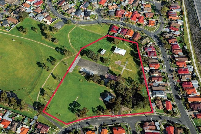 21 Loxwood Avenue Keysborough VIC 3173 - Image 1