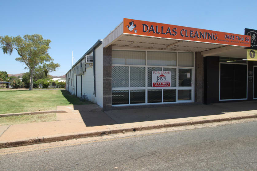 Click to view all images 2 Beverley Lane Mount Isa QLD 4825 - Image 1