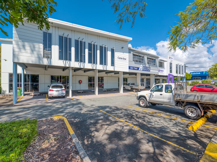Click to view all images 4/115-119 Russell Street Cleveland QLD 4163 - Image 2