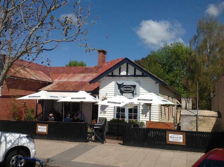 Click to view all images 43 Main Street Birregurra VIC 3242 - Image 3
