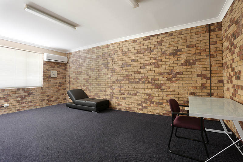Click to view all images 4/20 Baynes Street Margate QLD 4019 - Image 1