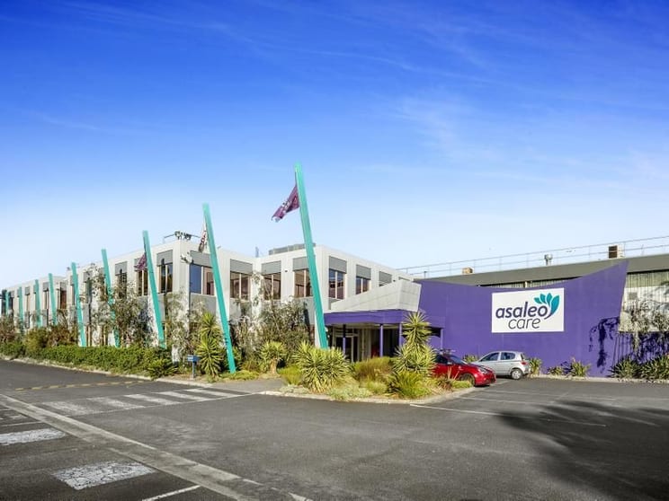 Click to view all images 30-32 Westall Road Springvale VIC 3171 - Image 2