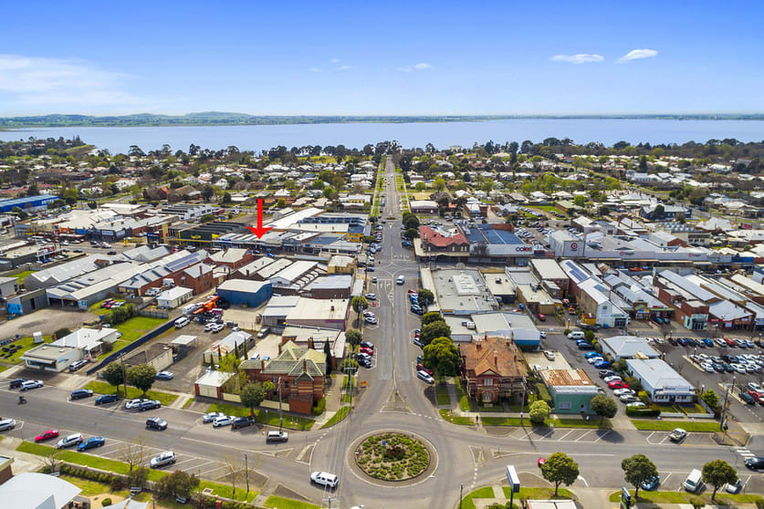 Click to view all images 205 Murray Street Colac VIC 3250 - Image 2