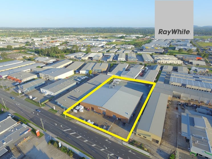Click to view all images 41-45 Kremzow Road Brendale QLD 4500 - Image 3